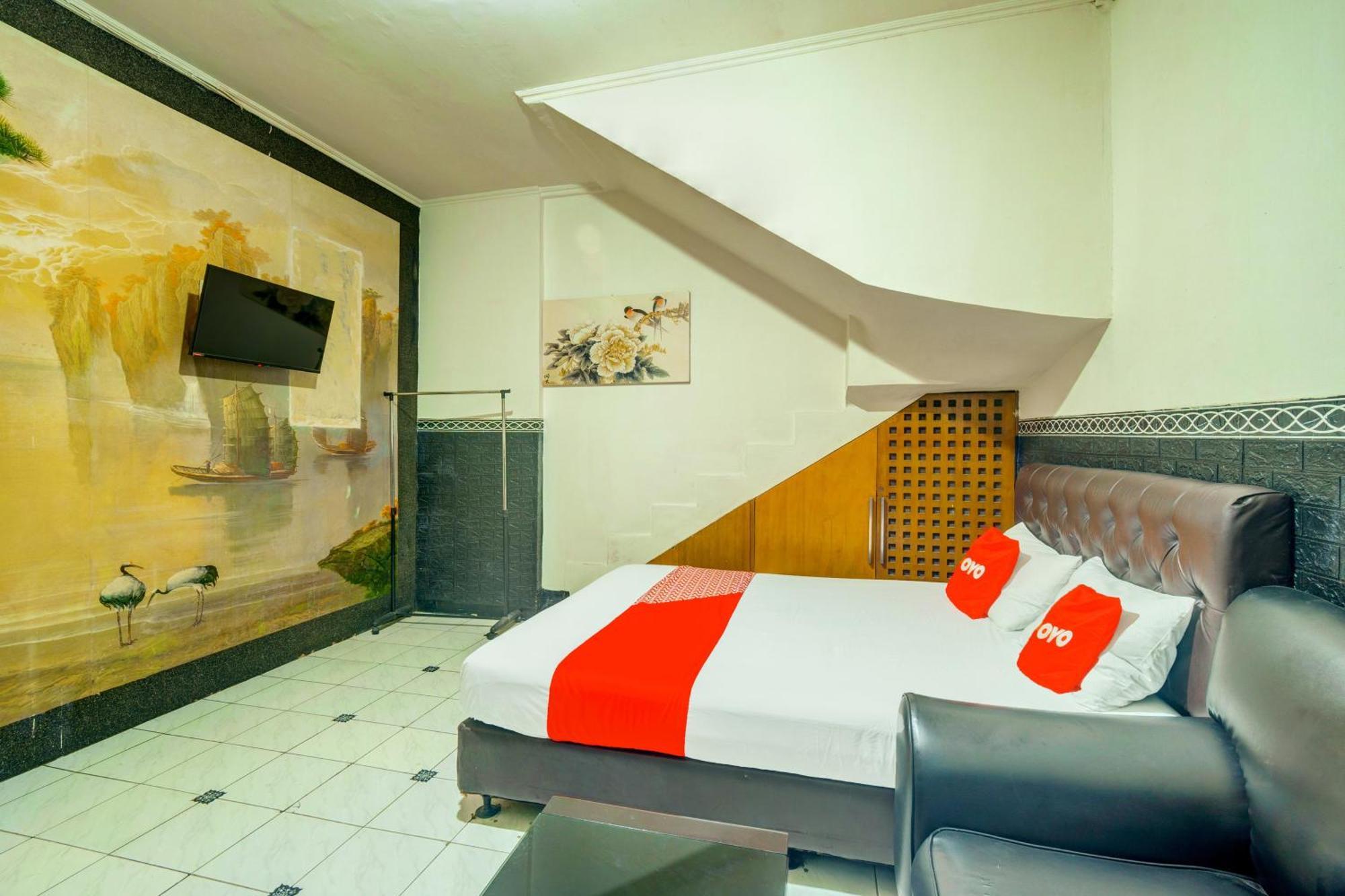 Oyo 93132 Modom Homestay Near Rs Islam Jakarta Pondok Kopi ภายนอก รูปภาพ